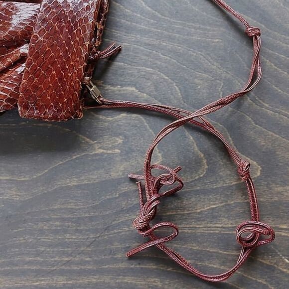 Vtg 1960 whiskey brown snakeskin cord strap shoulder bag - Picture 4 of 10